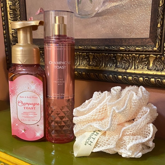 Bath & Body Works NWT Champagne Toast Foaming Hand Soap Fragrance Mist Sponge - Picture 1 of 4